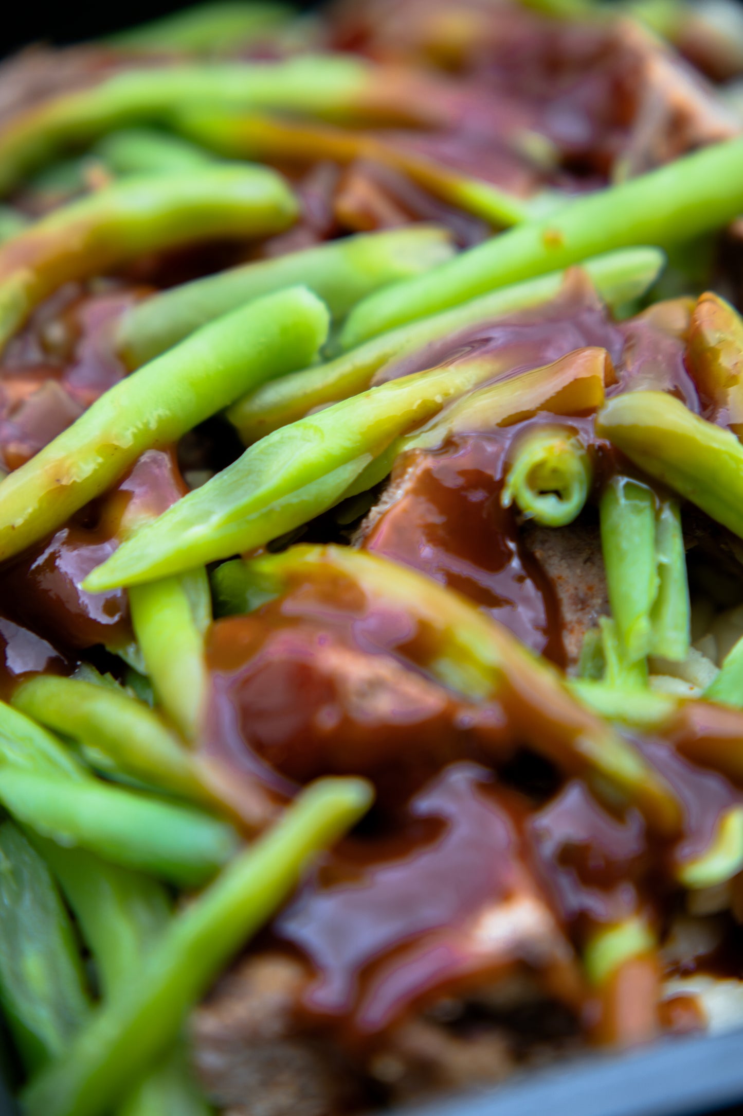 4. Beef Sliders, Fusilli Pasta, Green Beans, BBQ Sauce