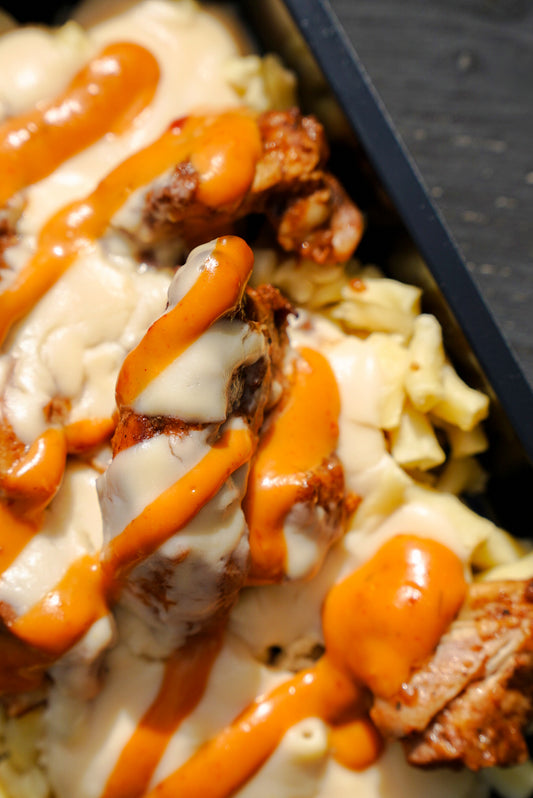 3. Jerk Chicken Mac & Cheese, Chipotle Sauce