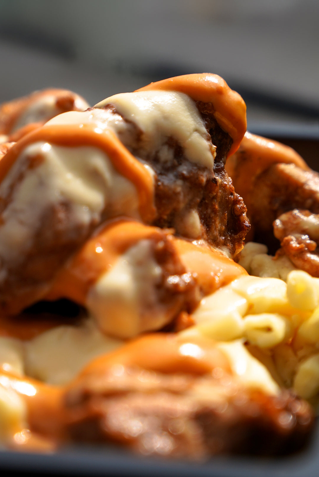 3. Jerk Chicken Mac & Cheese, Chipotle Sauce