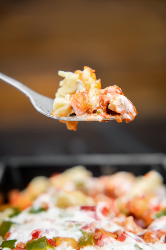 4. Quorn Chilli, Fusilli Pasta, Mixed Peppers, Tzatziki Sauce