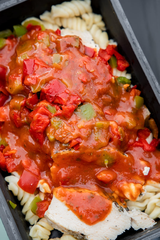 1. Chicken Breast, Fusilli Pasta, Mixed Peppers, Italian Sauce